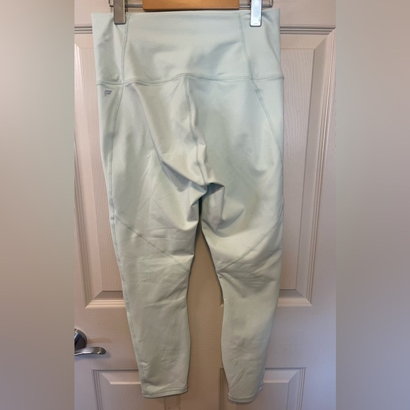 FABLETICS Mint and Cream PowerHold Workout Set - Picture 5 of 5